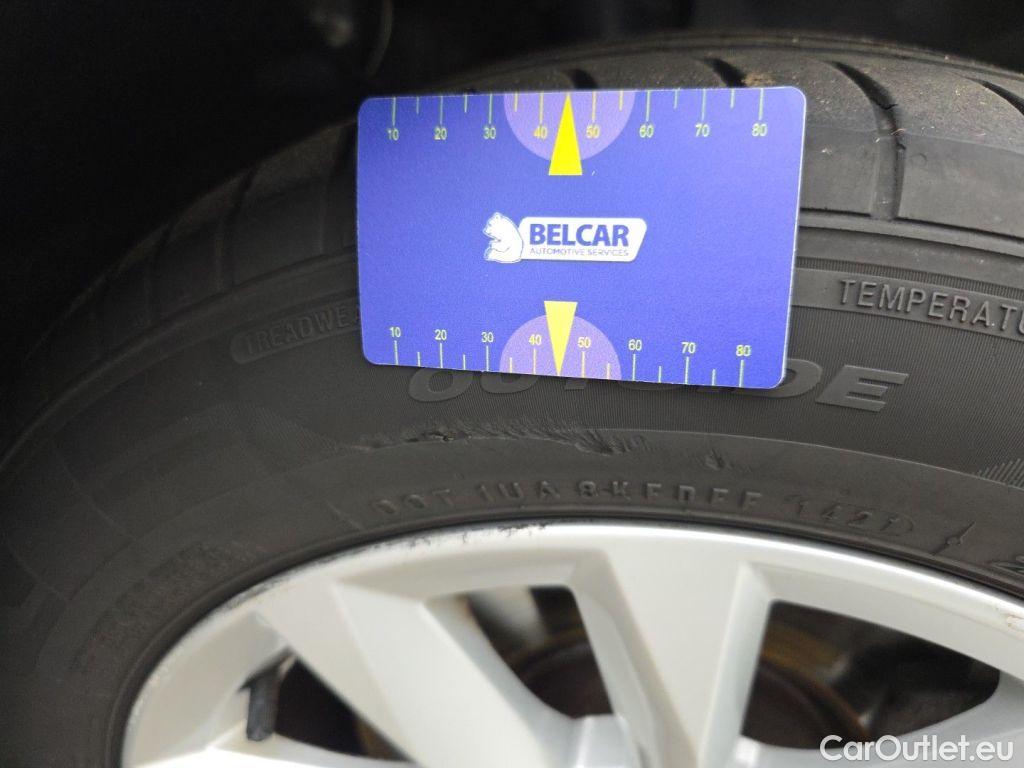 Audi  A3 Audi  Sportback 2.0 30 TDi 85kW 5d #79