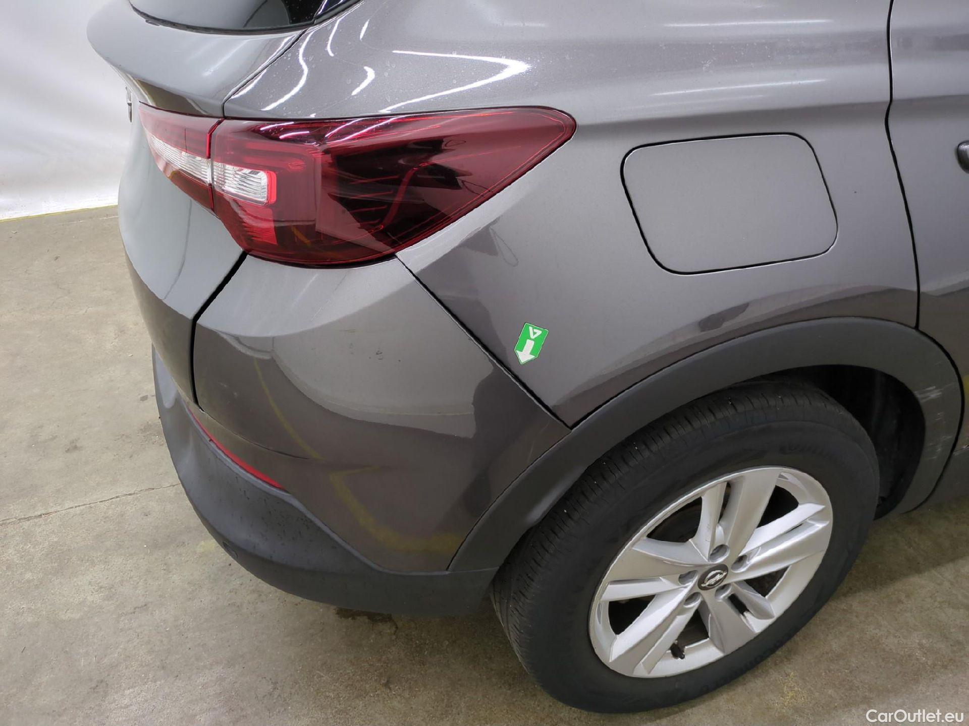 Opel   Grandland X Grandland X Edition 1.5 130CV BVA8 E6d #18