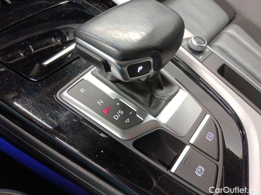 Audi  A5 Sportback Audi  30 TDI S tronic Business Edition 5d #28