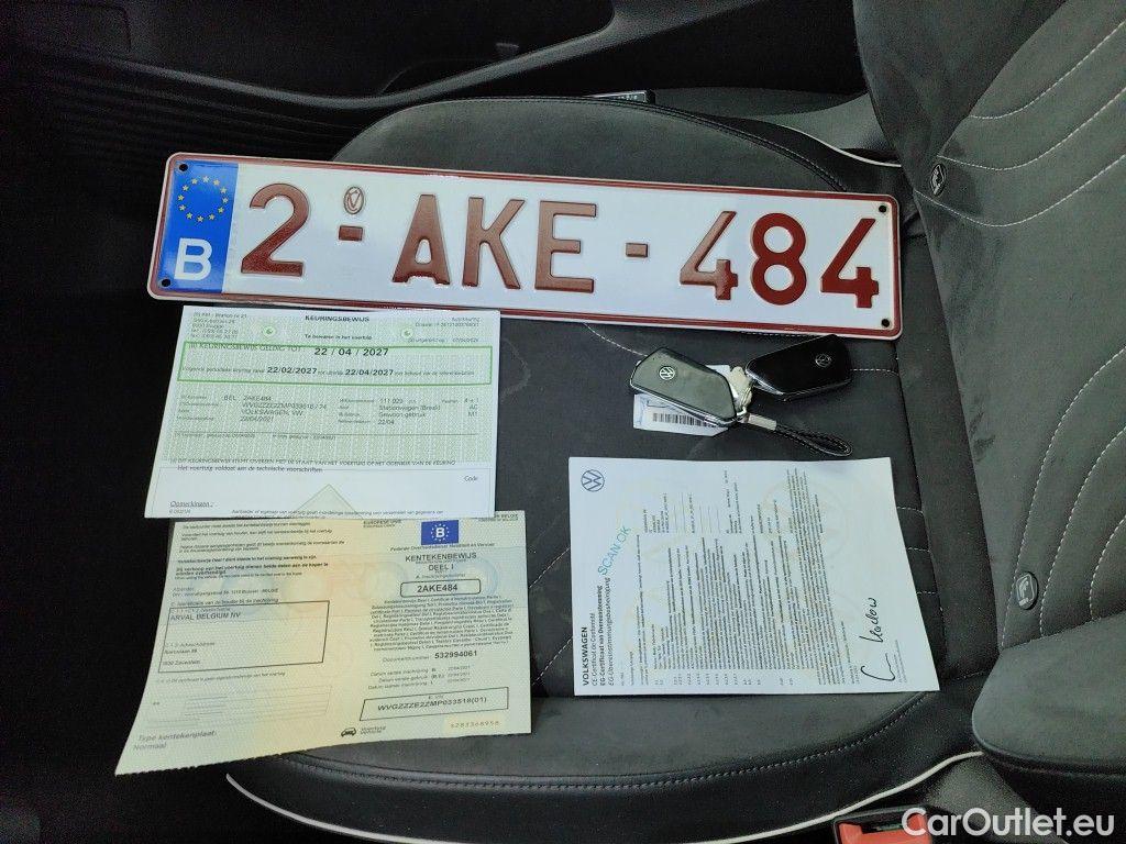 Volkswagen  ID.4 Volkswagen  77 kWh - Max 5d #4