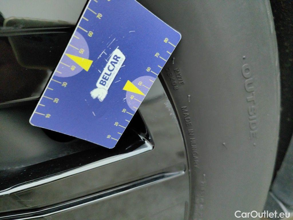 Volkswagen  ID.4 Volkswagen  77 kWh - Max 5d #72