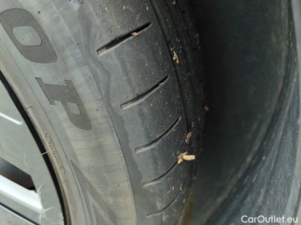 Volkswagen  ID.4 Volkswagen  77 kWh - Max 5d #19