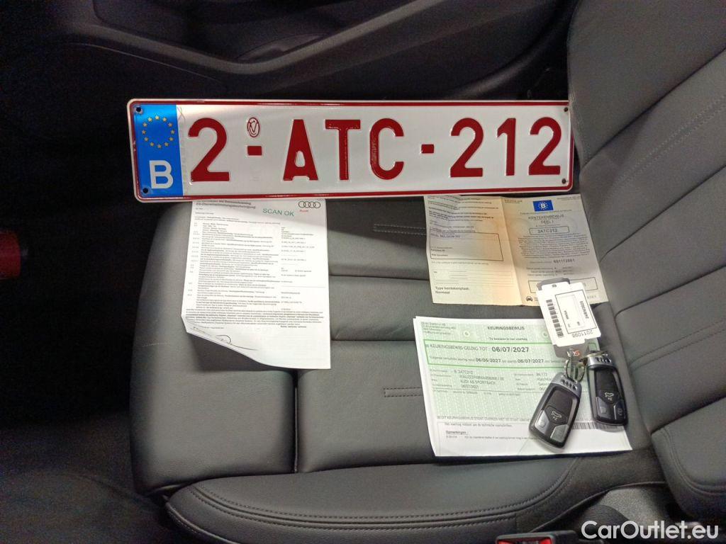 Audi  A5 Sportback Audi  30 TDI S tronic Business Edition 5d #4