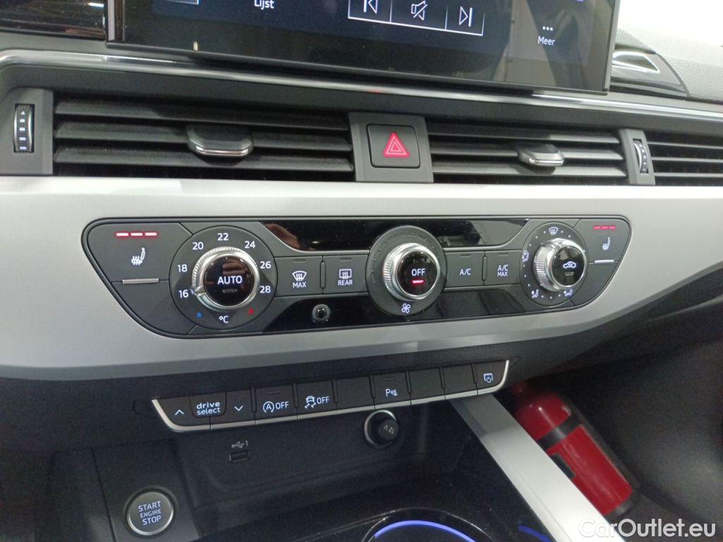 Audi  A5 Sportback Audi  30 TDI S tronic Business Edition 5d #29