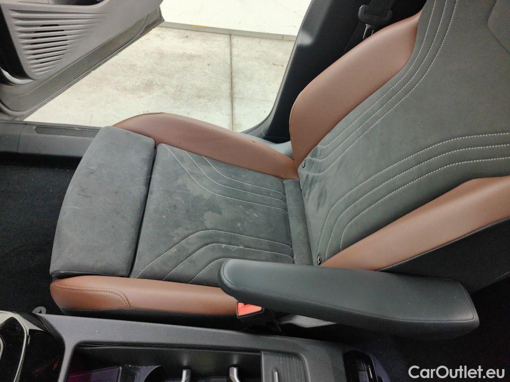 Volkswagen  ID.4 Volkswagen  77kWh Pro Tech 5d #63