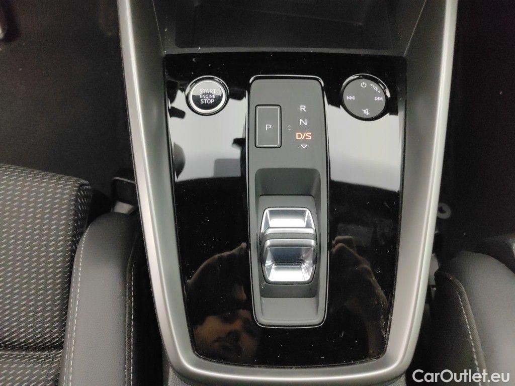 Audi  A3 Audi  Sportback 1.4 40 TFSI e S Line 5d #26
