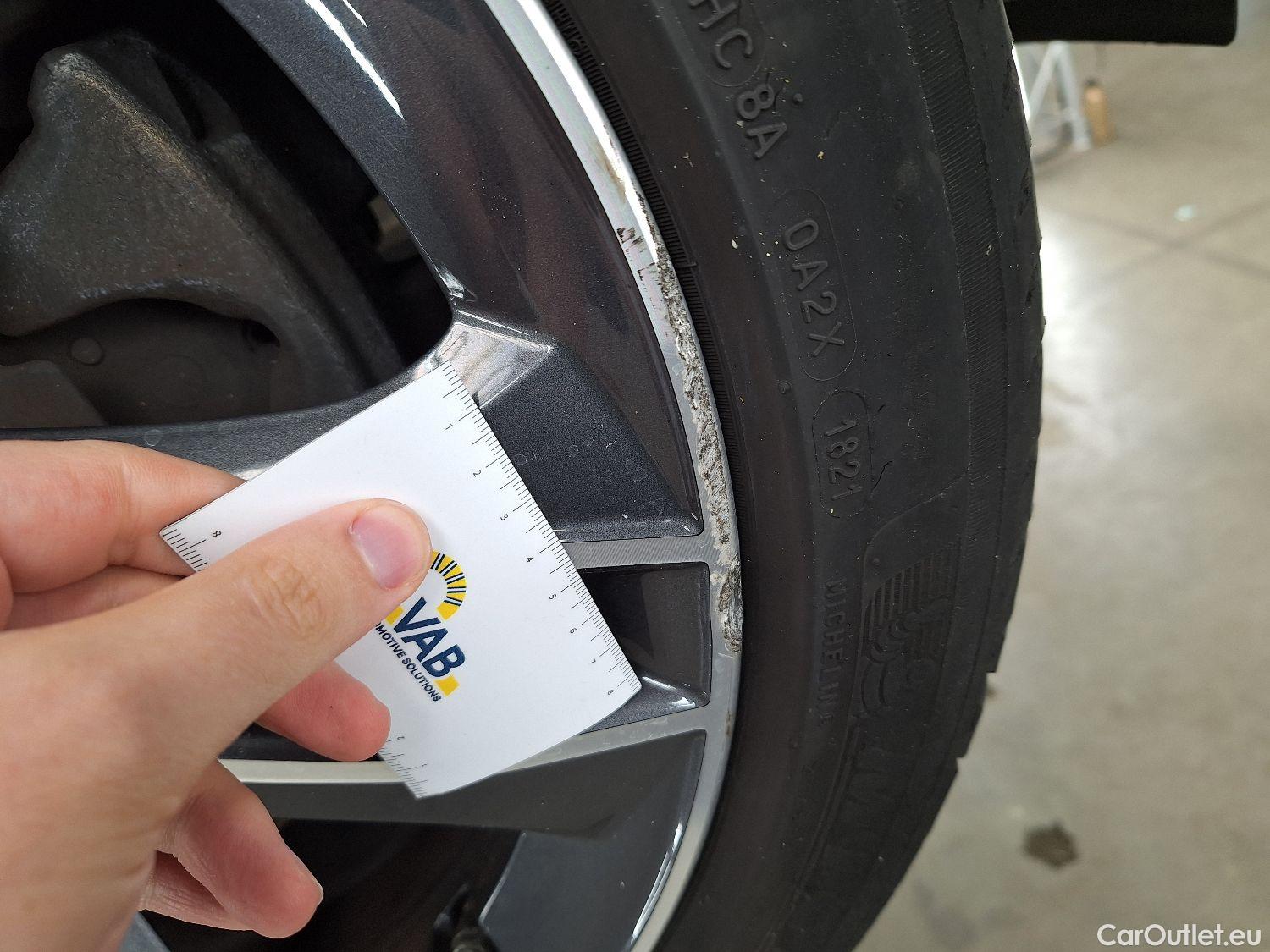 Bmw  Serie 2 BMW, 2-serie Gr.Coupé '19, BMW 2 Reeks Gran Coupé 216dA (85kW) 4d #4