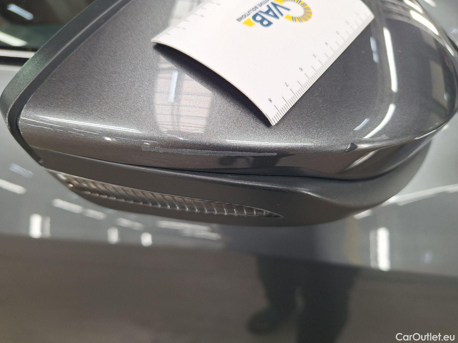  Audi  E-TRON Audi,  '19 BEV, Audi  55 Quattro S-Line 5d #3