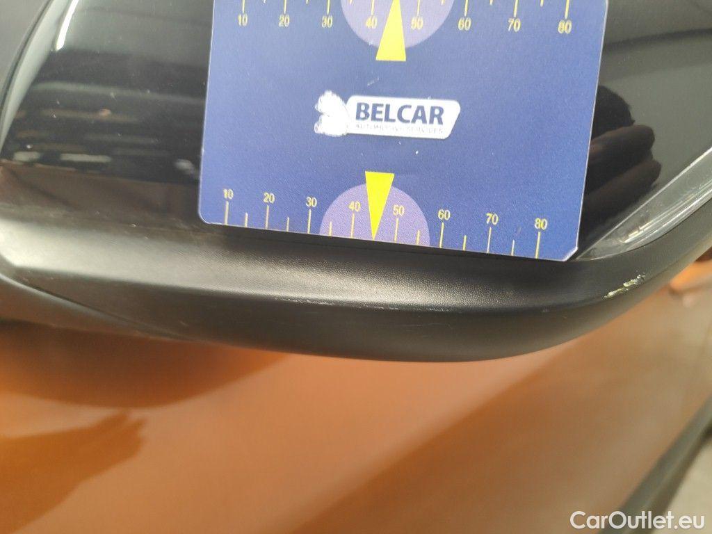 Citroen  C4 Citroën  1.5 BlueHDi 130 S&S EAT8 Shine 5d #30