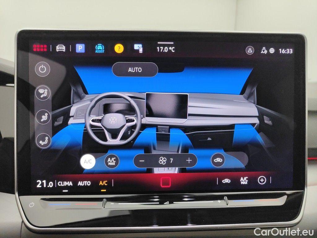 Volkswagen  Golf  Volkswagen VIII 1.5 TSI 85kW Life Business 5d #20