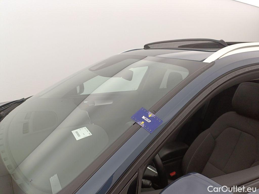 Volvo  XC 40 Volvo XC40 T3 Geartronic Momentum Pro 5d #28