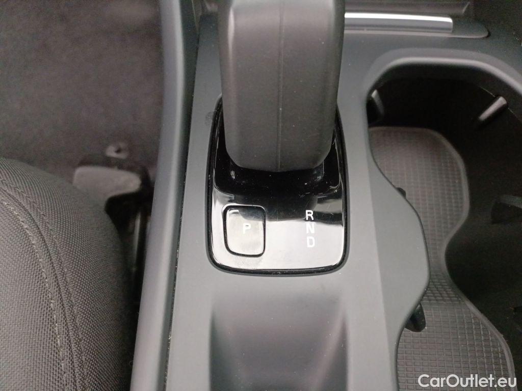 Volvo  XC 40 Volvo XC40 T3 Geartronic Momentum Pro 5d #32