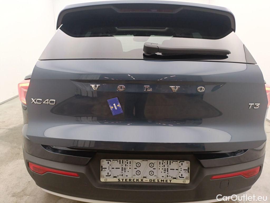 Volvo  XC 40 Volvo XC40 T3 Geartronic Momentum Pro 5d #51