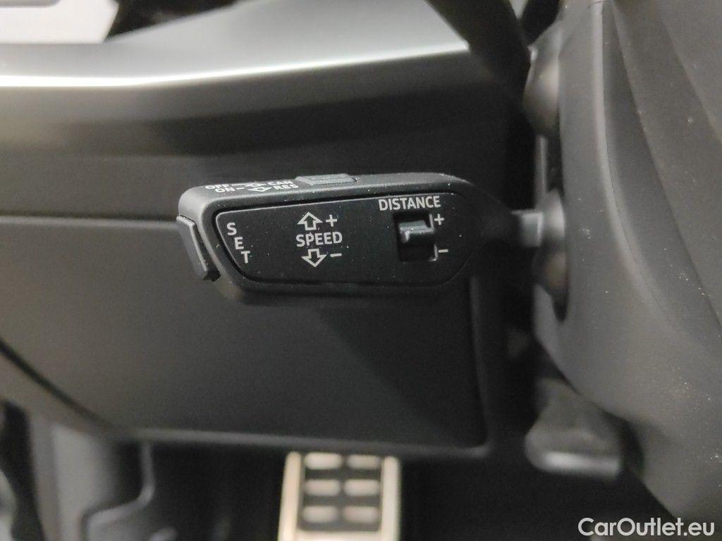 Audi  A3 Audi  Sportback 1.4 40 TFSI e S Line 5d #24