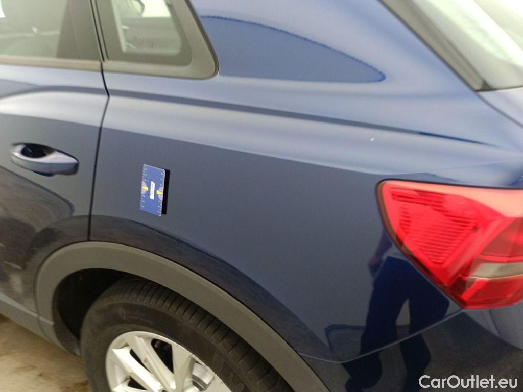 Audi  Q3 Audi  35 TDI S Tronic Business Edition 5d #21