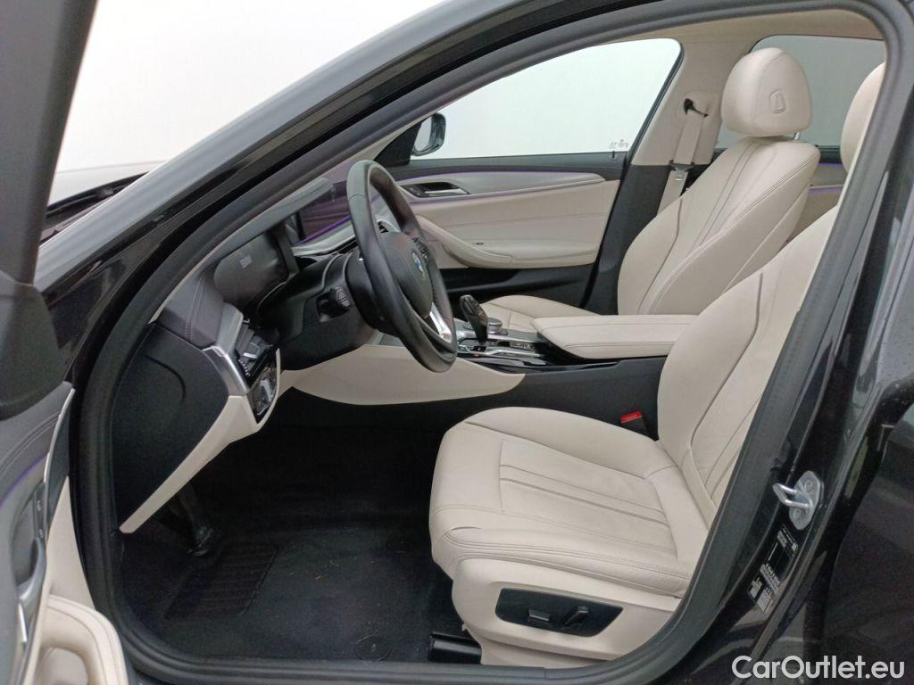 Bmw  Serie 5 BMW 5 DIESEL - 2020 520 dA 190 MHD 4d #3