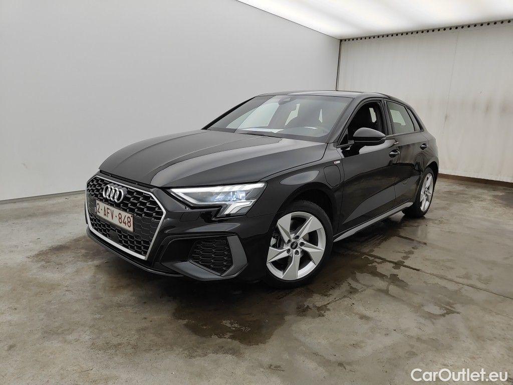 Audi  A3 Audi  Sportback 1.4 40 TFSI e S Line 5d #1