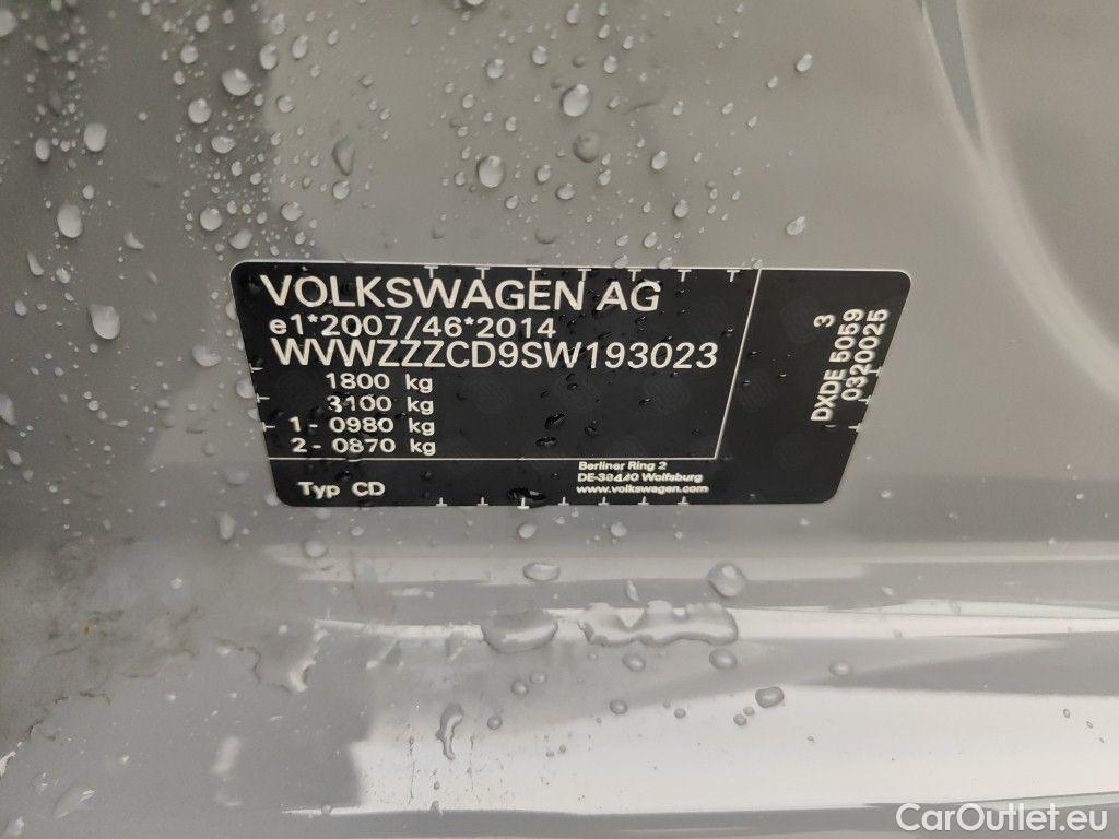 Volkswagen  Golf  Volkswagen VIII 1.5 TSI 85kW Life Business 5d #18