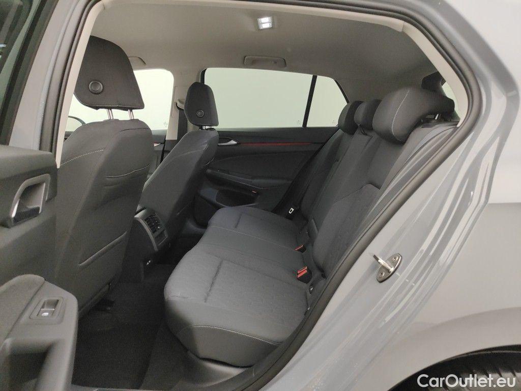 Volkswagen  Golf  Volkswagen VIII 1.5 TSI 85kW Life Business 5d #10