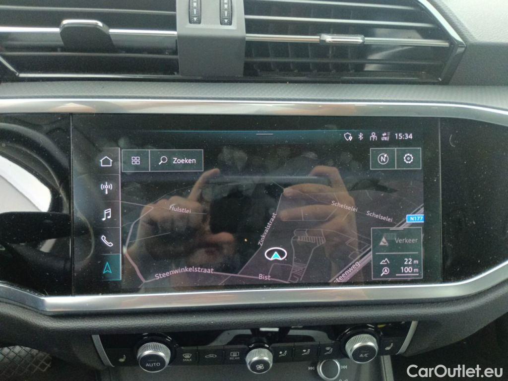 Audi  Q3 Audi  35 TDI S Tronic Business Edition 5d #13