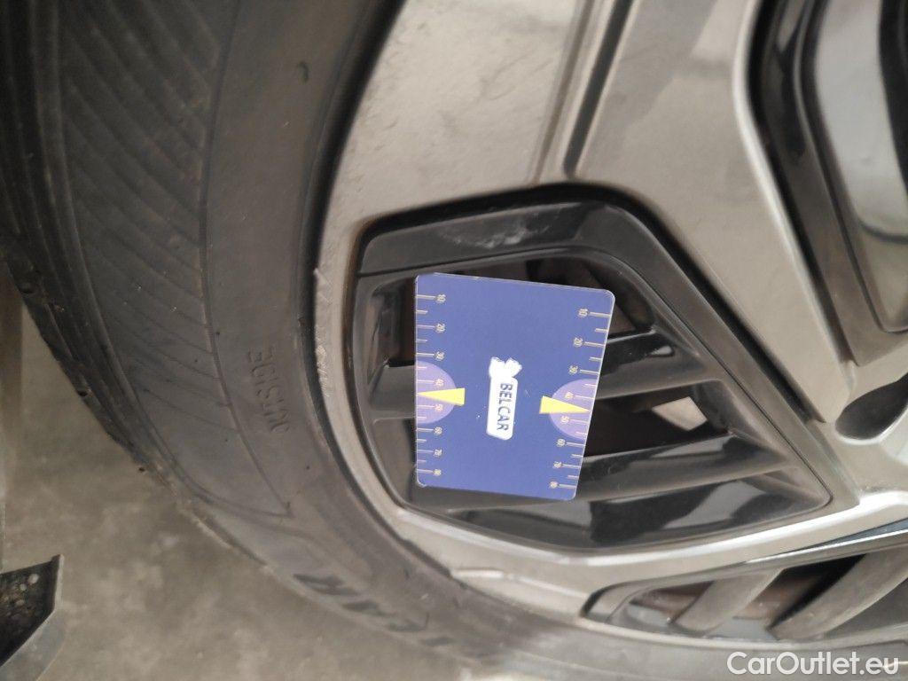 Citroen  C4 Citroën  1.5 BlueHDi 130 S&S EAT8 Shine 5d #22