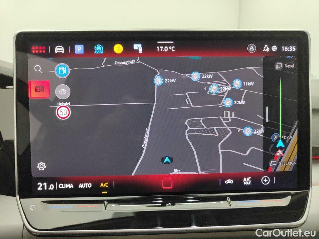 Volkswagen  Golf  Volkswagen VIII 1.5 TSI 85kW Life Business 5d #13