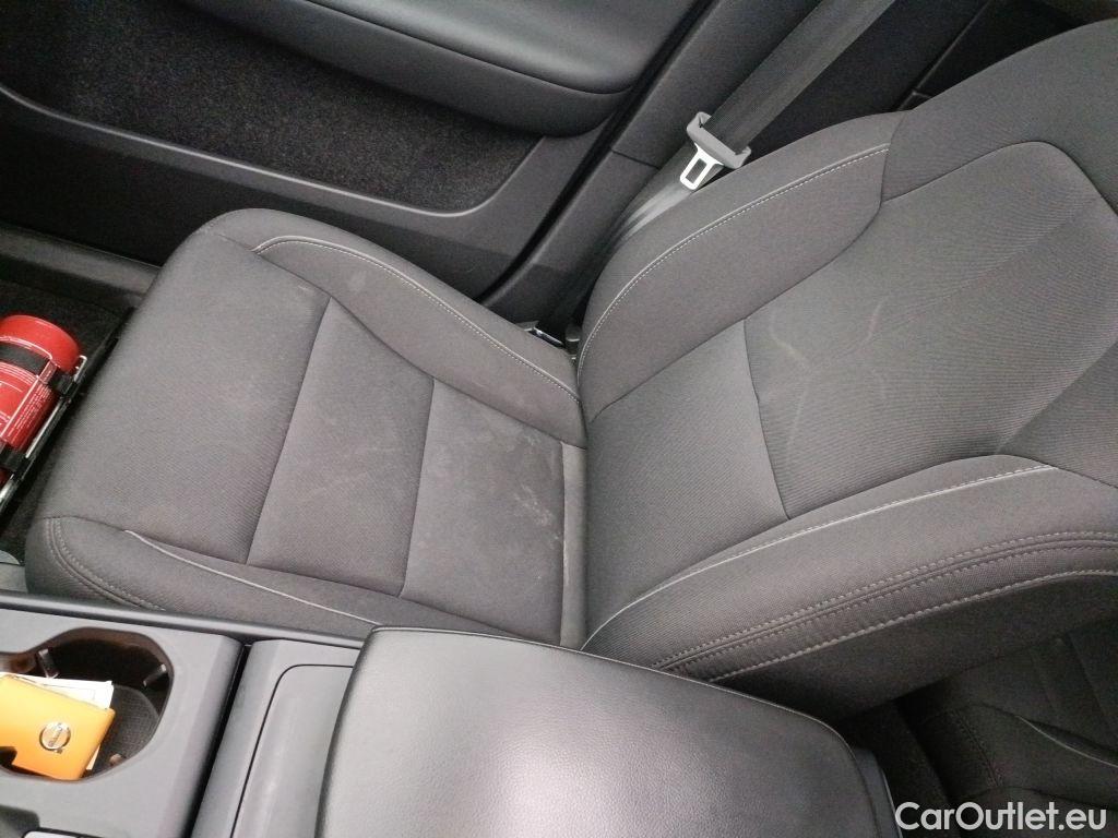 Volvo  XC 40 Volvo XC40 T3 Geartronic Momentum Pro 5d #62