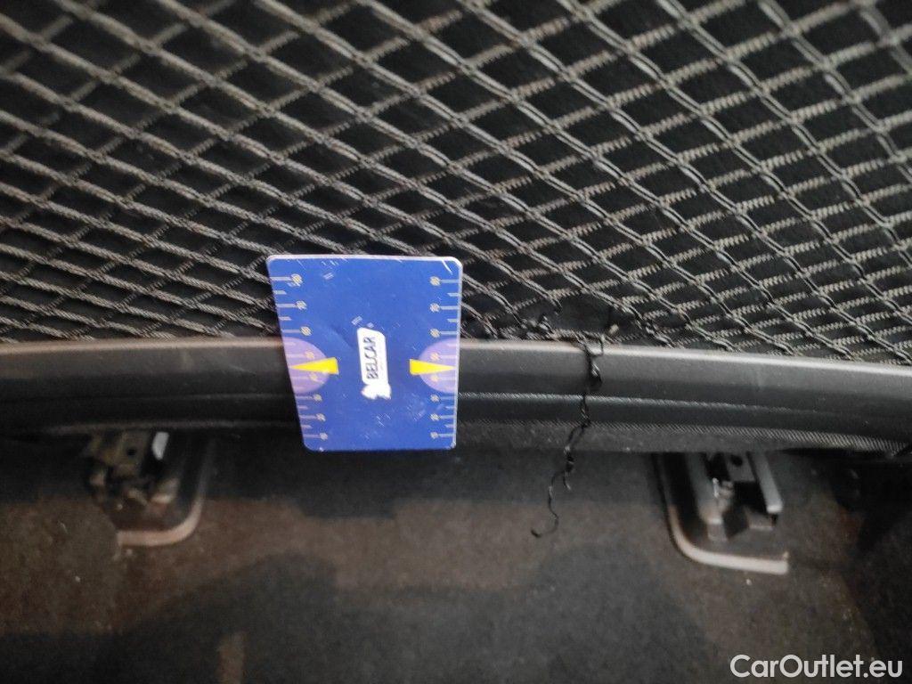 Mercedes  A-Klasse Mercedes-Benz  Limousine A 180d Business Solution Aut. 4d #46