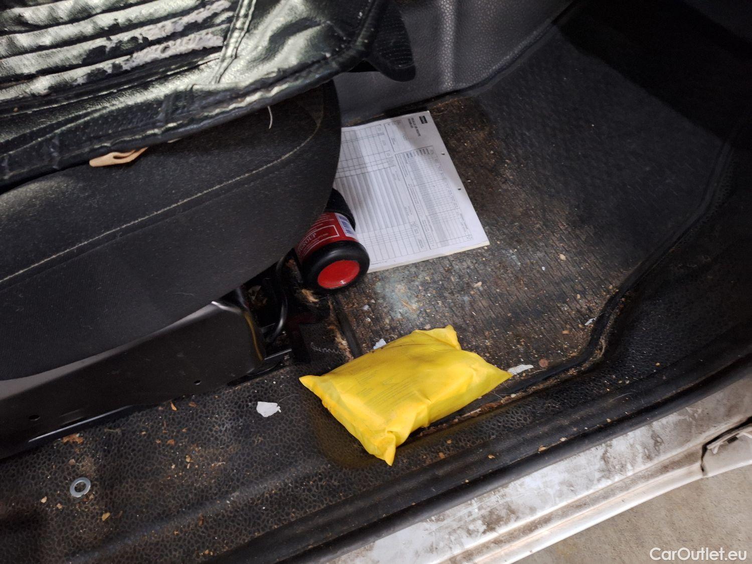  Renault  Kangoo Renault, _ Express '13, Renault  Express Blue dCi 80 Grand Confort 4 #36