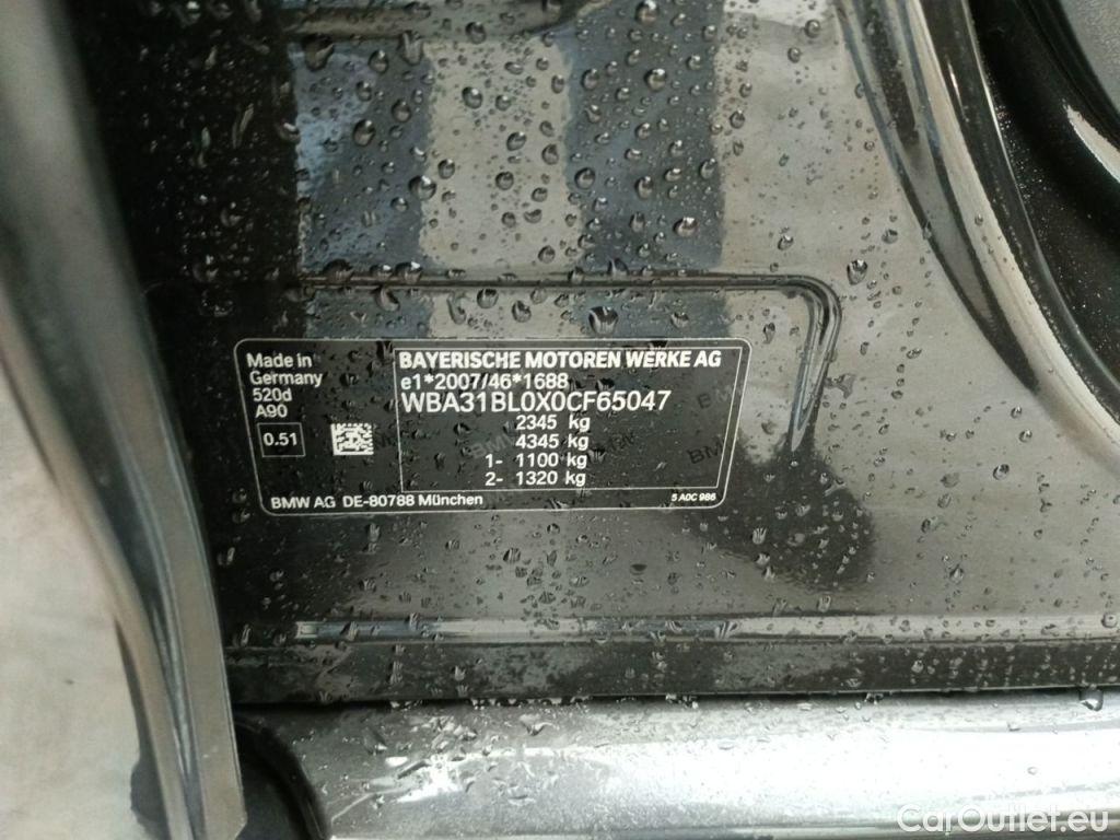 Bmw  Serie 5 BMW 5 DIESEL - 2020 520 dA 190 MHD 4d #19