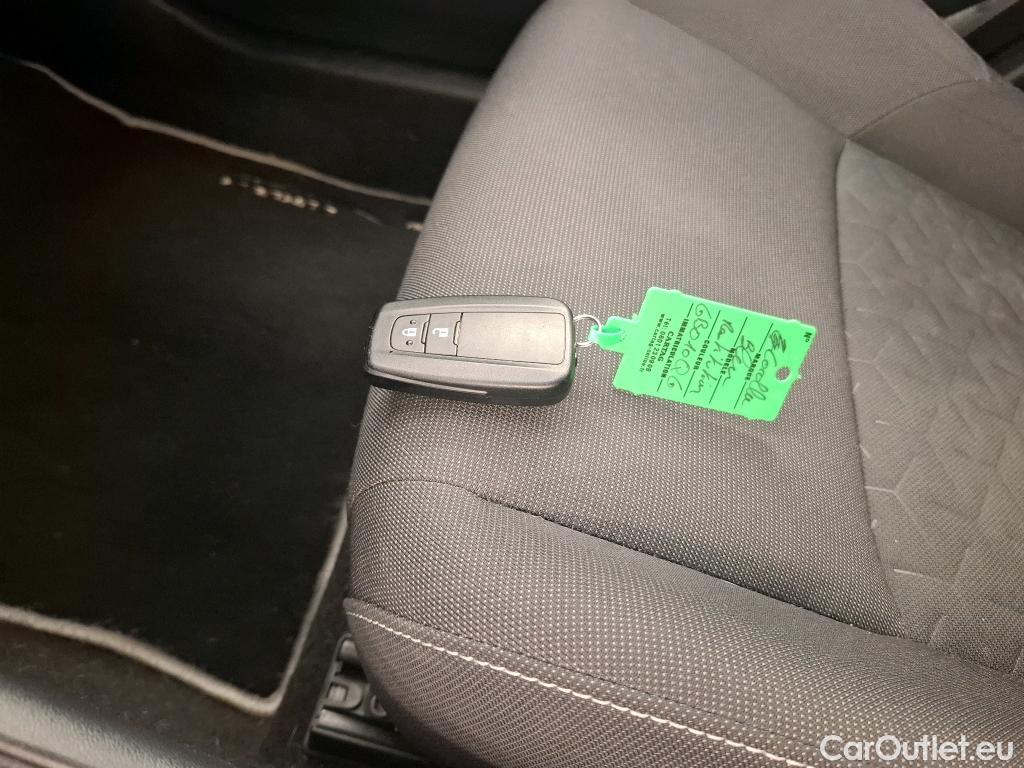 Toyota  Corolla TOYOTA  Touring Sports / 2018 / 5P / Break Hybride 122h Dynamic Business Stage Acad #12