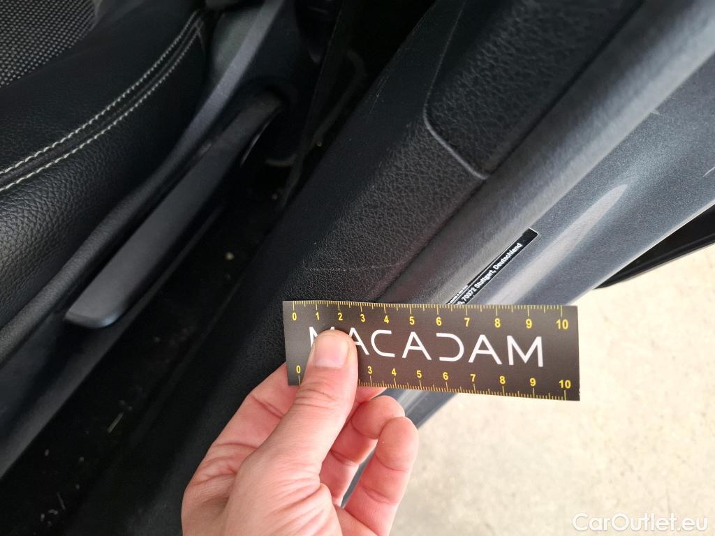 Mercedes  A-Klasse MERCEDES-BENZ Classe A Compact / 2018 / 5P / Berline A 180 Business Line 7G-DCT #13