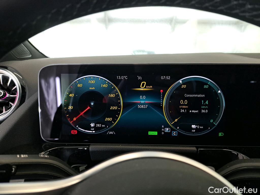 Mercedes  GLA MERCEDES-BENZ  / 2020 / 5P / SUV 1.3  250 e BUSINESS LINE DCT #6