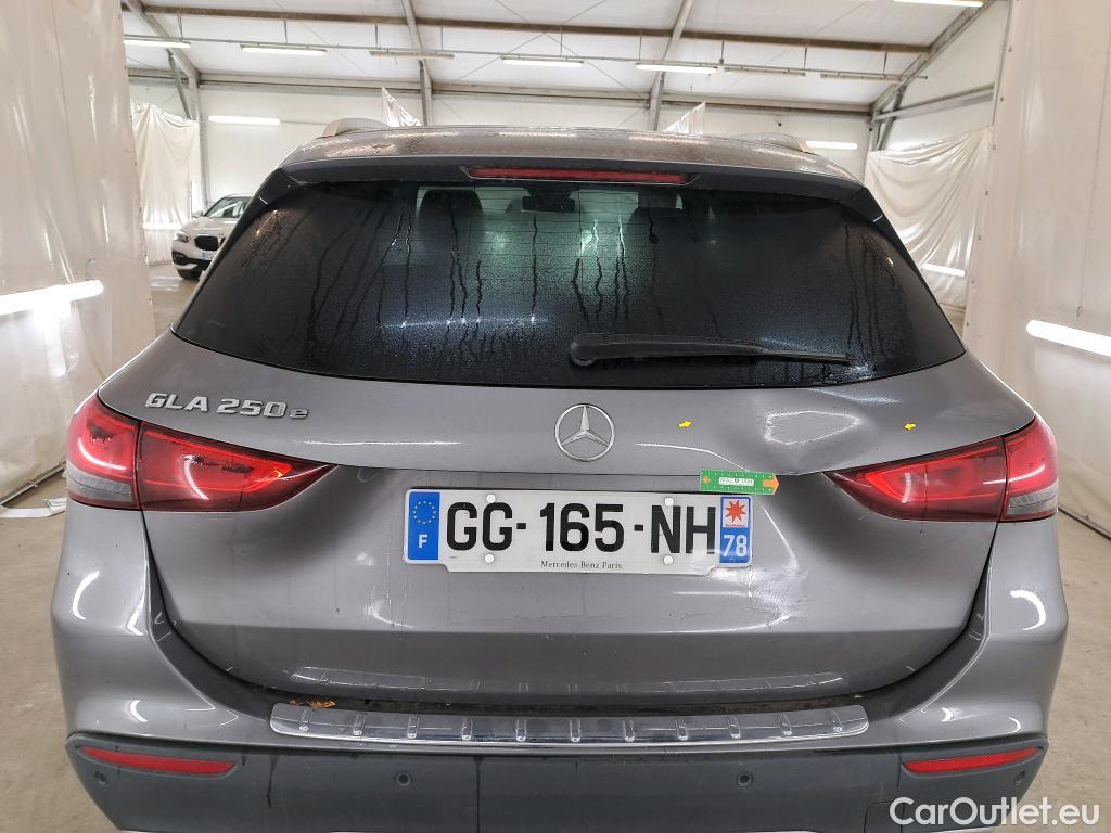 Mercedes  GLA MERCEDES-BENZ  / 2020 / 5P / SUV 1.3  250 e BUSINESS LINE DCT #1