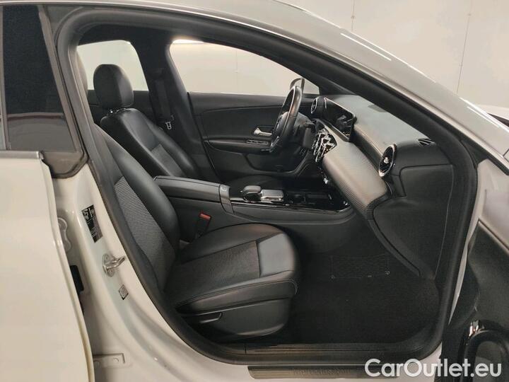 Mercedes  CLA-Klasse CLA CLA 200 d DCT Business Solution 110kW/150pk  4D/P Auto-7 #7