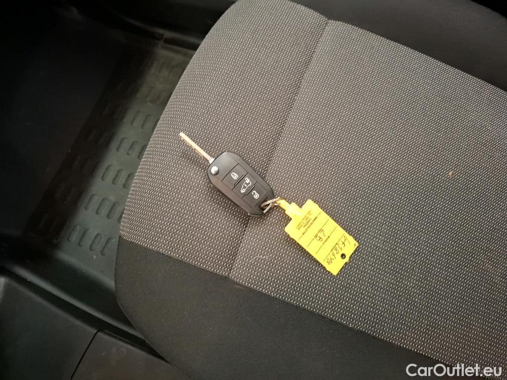 Peugeot  Partner  Premium L1 1.5 HDi 100CV BVM6 E6d #12