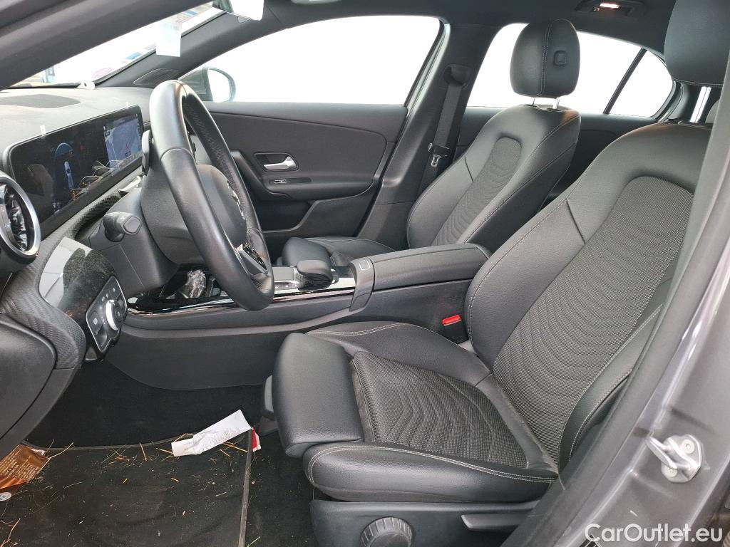 Mercedes  A-Klasse MERCEDES-BENZ Classe A Compact / 2018 / 5P / Berline A 180 Business Line 7G-DCT #8