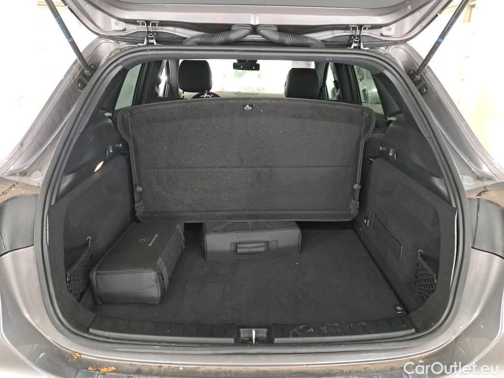 Mercedes  GLA MERCEDES-BENZ  / 2020 / 5P / SUV 1.3  250 e BUSINESS LINE DCT #10