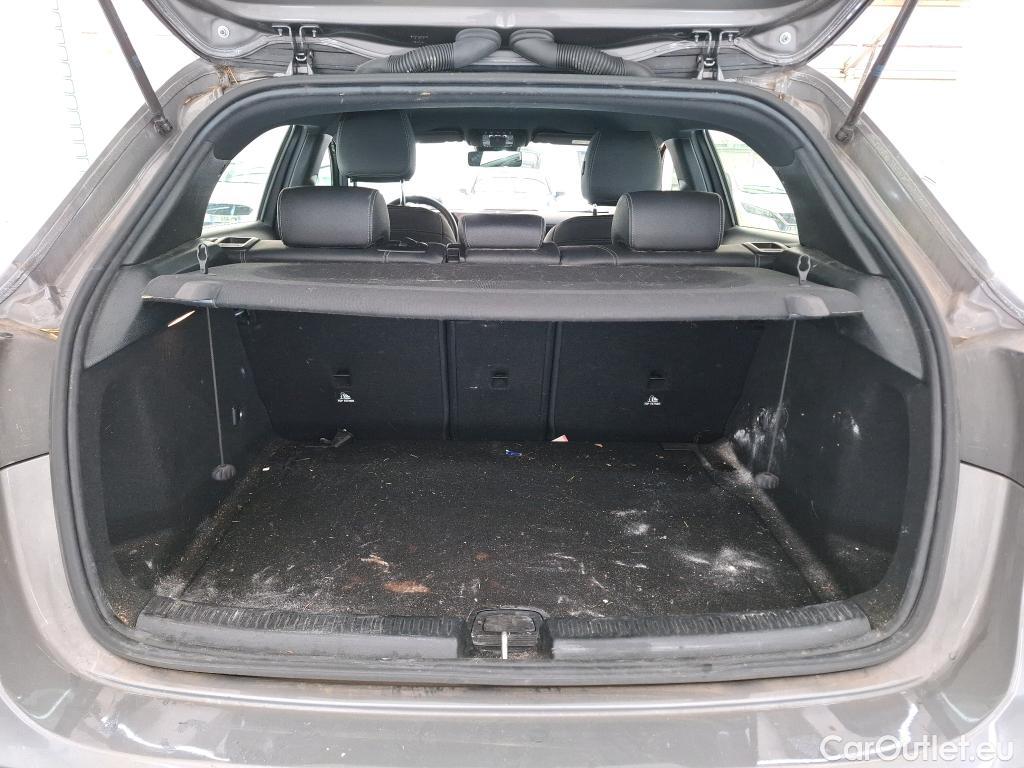 Mercedes  A-Klasse MERCEDES-BENZ Classe A Compact / 2018 / 5P / Berline A 180 Business Line 7G-DCT #10