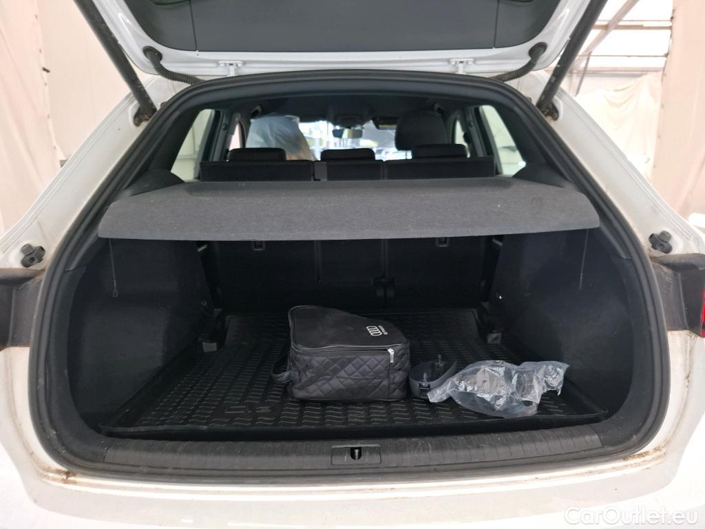 Audi  Q3  35 TDI Design 2.0 TDI 150CV BVA7 E6d #10