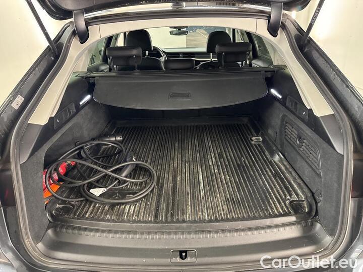 Audi  A6  Avant Bus. Ed. Attr. 50 TFSI e S-tr Quattro (PHEV) 220kW/299pk  5D/P Auto-7 - CO2 onvolledig #8