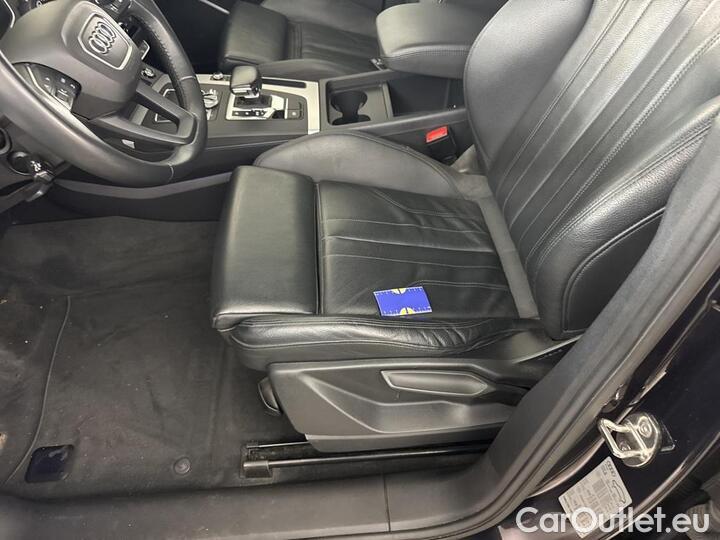 Audi  Q5  Business Edition 30 TDI 100kW/136pk  5D/P Auto-7 #26