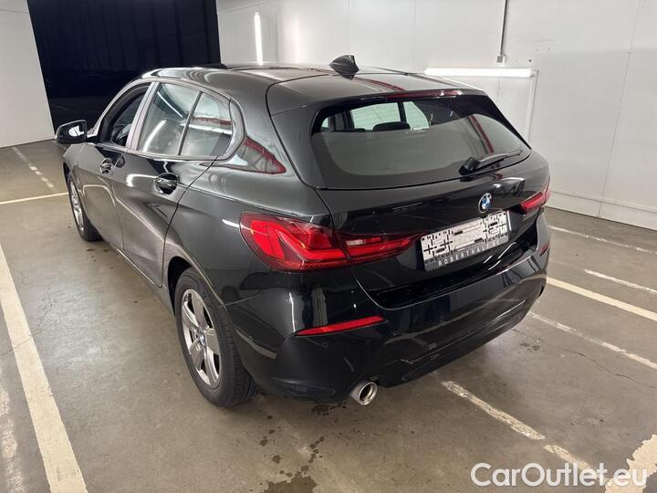 Bmw  Serie 1 1 Reeks Hatch 118iA (100 kW) 100kW/136pk  5D/P Auto-7 #3