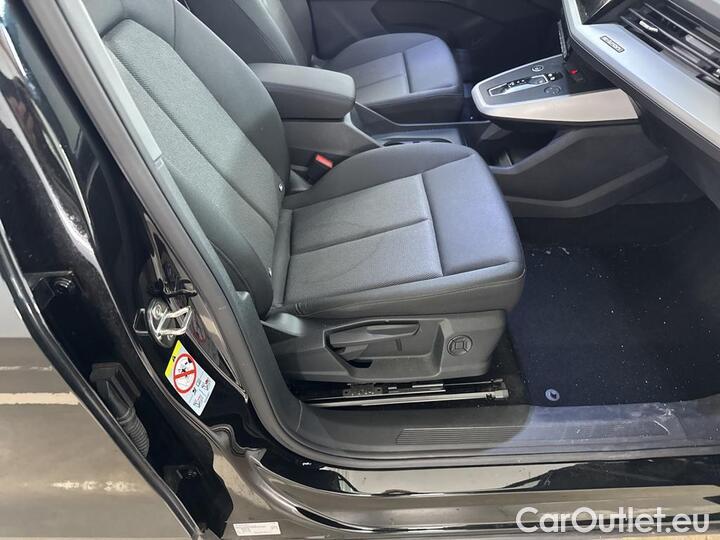 Audi  Q4 E-Tron  45 e-tron -- Attraction 210kW/286pk  5D/P Auto-null - WLTP onvolledig #13