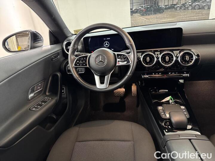 Mercedes  CLA-Klasse CLA Shooting Brake CLA 180 d Business Solution Essential 85kW/116pk  5D/P AUT #5