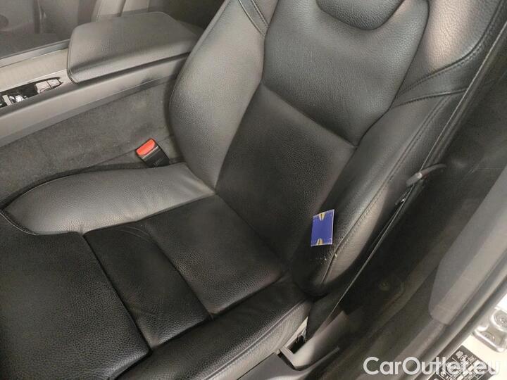 Volvo  XC60  T6 Recharge Geartronic Inscription (PHEV) 251kW/341pk  5D/P Auto-8 #13