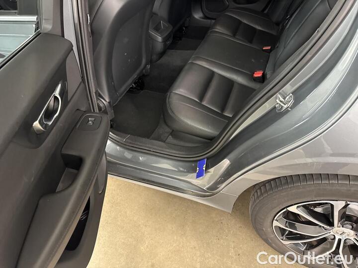 Volvo  V60  D3 Geartronic Momentum Pro 110kW/150pk  5D/P Auto-8 #38