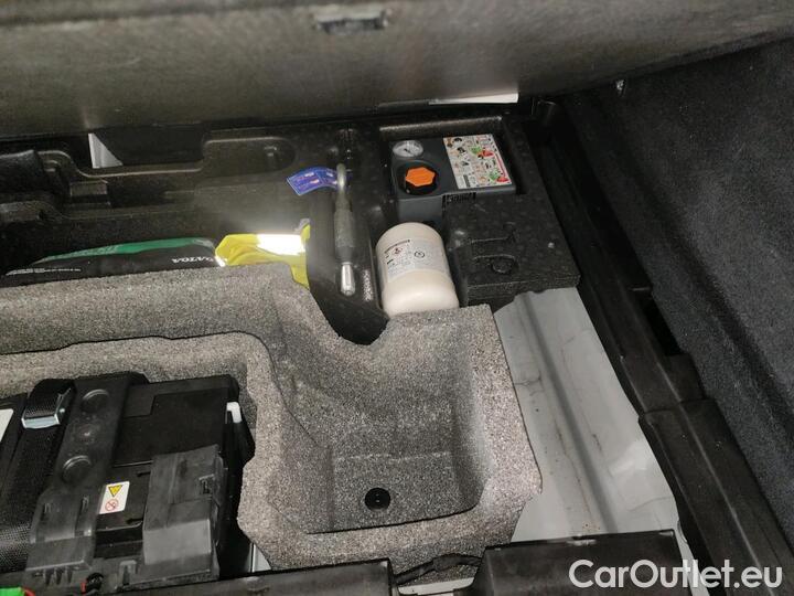 Volvo  XC60  T6 Recharge Geartronic Inscription (PHEV) 251kW/341pk  5D/P Auto-8 #10