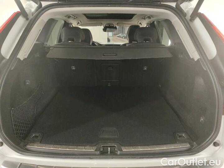 Volvo  XC60  T6 Recharge Geartronic Inscription (PHEV) 251kW/341pk  5D/P Auto-8 #8