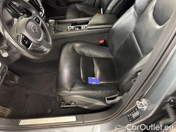 Volvo  V60  D3 Geartronic Momentum Pro 110kW/150pk  5D/P Auto-8 #17